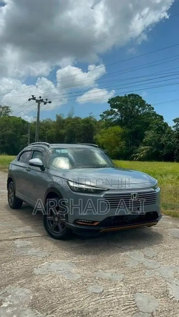 Honda Vezel X Hunt 2024