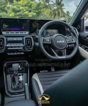 Kia Sonet GTX+ | GT Line White 2026