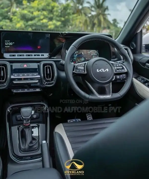 Kia Sonet GTX+ | GT Line White 2026
