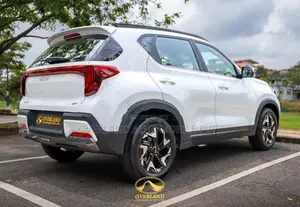Kia Sonet GTX+ | GT Line White 2026