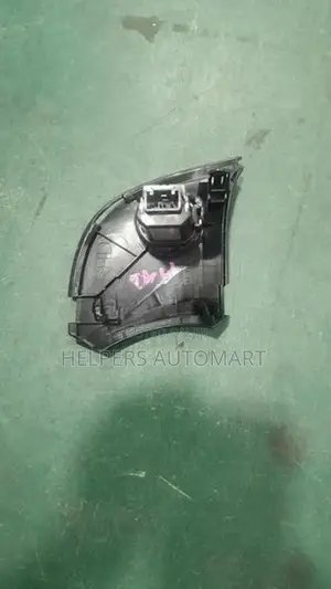 Toyota Prius W30 Push button