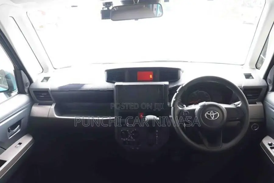 Toyota Roomy 2025