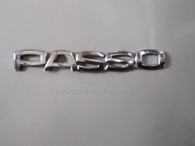 Toyota Passo Kgc10 Badge