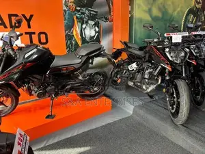 KTM Duke 250 Bajaj 2026