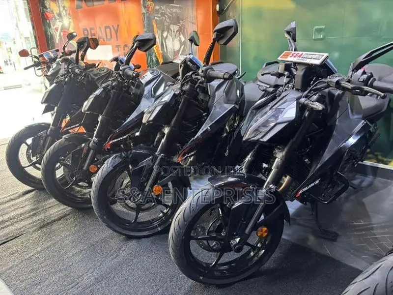KTM Duke 250 Bajaj 2026