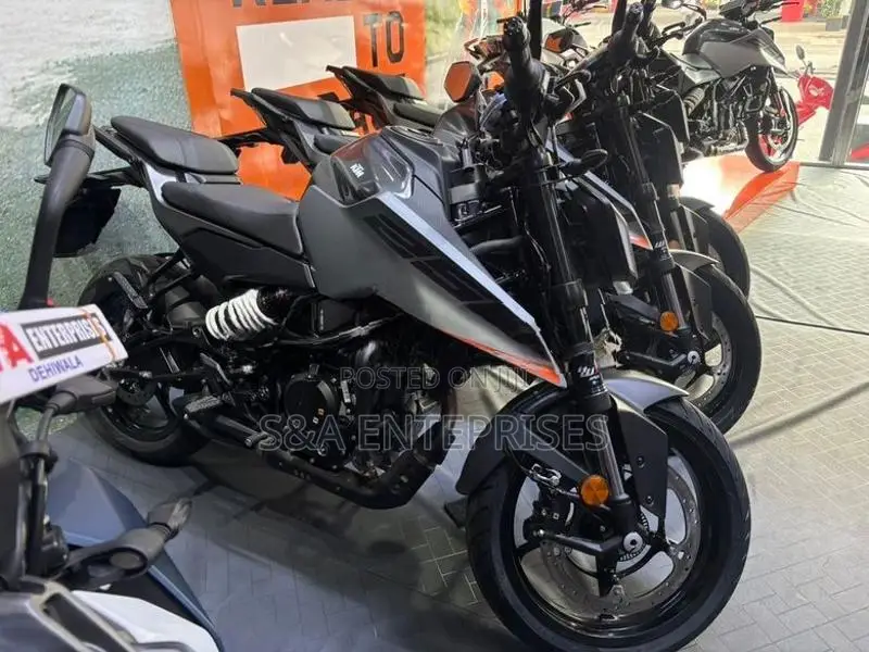 KTM Duke 250 Bajaj 2026