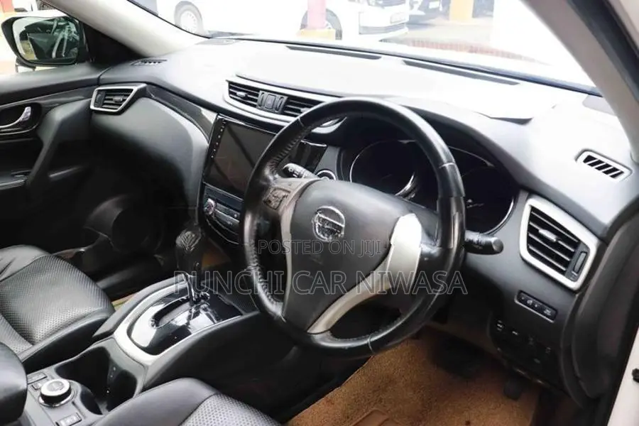 Nissan X-Trail 2016