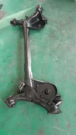 Honda Vezel RU3 Rear Axel bar