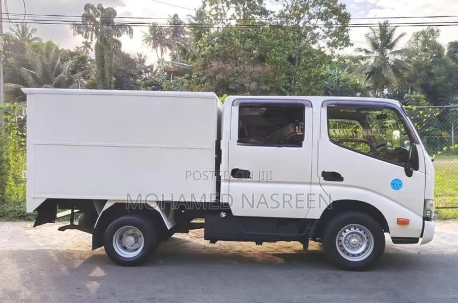 Toyota Dyna Crewcab Dual Purpose 2018