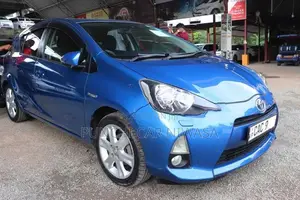 Toyota Aqua 2013