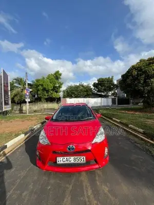 Toyota Aqua 2013