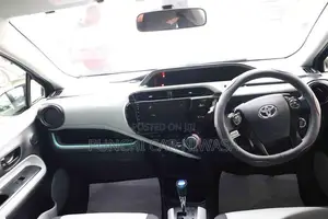 Toyota Aqua 2013