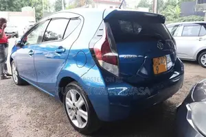 Toyota Aqua 2013