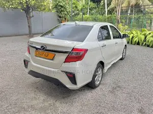 Perodua Bezza 2025