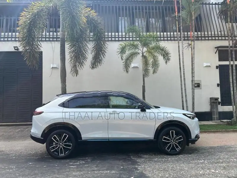 Honda Vezel Z Play Hybrid 2026