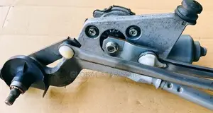 Toyota Aqua NHP10 Front Wiper Motor