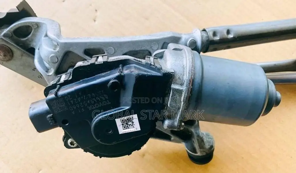 Toyota Aqua NHP10 Front Wiper Motor