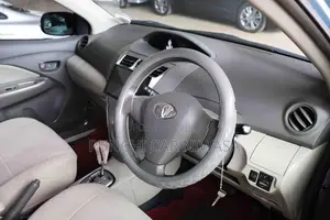 Toyota Belta 2012