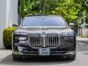 BMW 740i M-Sport Ultimate 2023