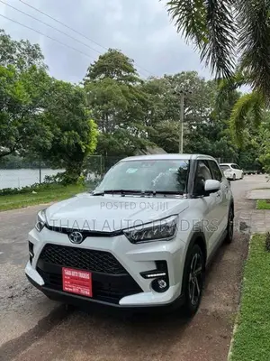 Toyota Raize Z Hybrid BSM 2024