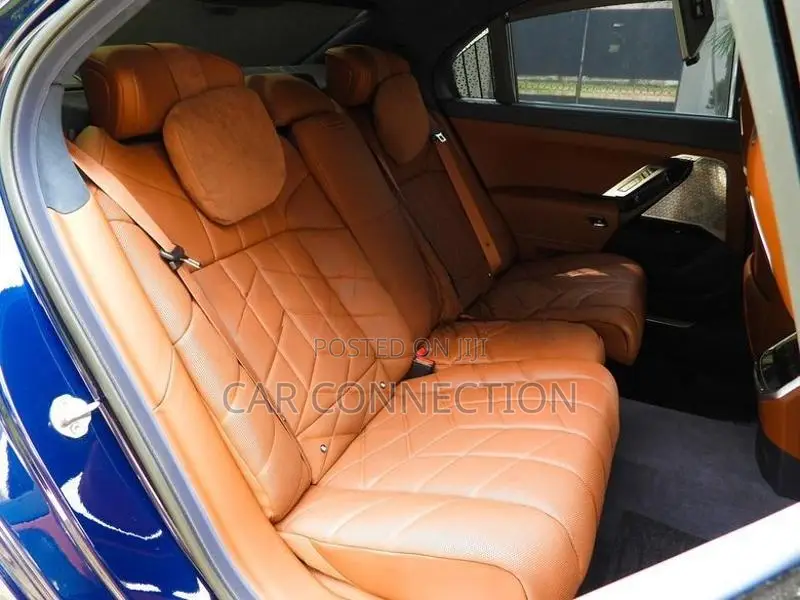 BMW 740i M-Sport Ultimate 2023