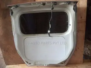 Toyota Tank /Roomy M900A Dicky Door