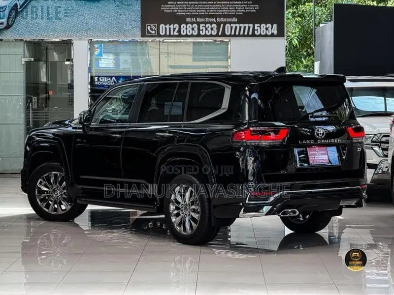 Toyota Land Cruiser LC300 Diesel BN 2025