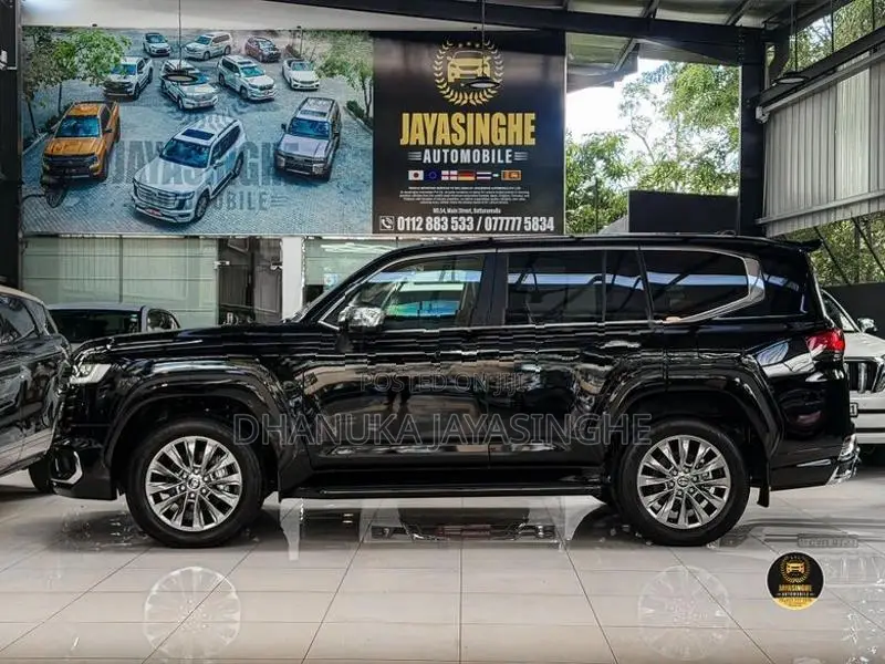 Toyota Land Cruiser LC300 Diesel BN 2025