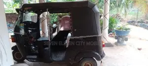 Bajaj RE 205 2010