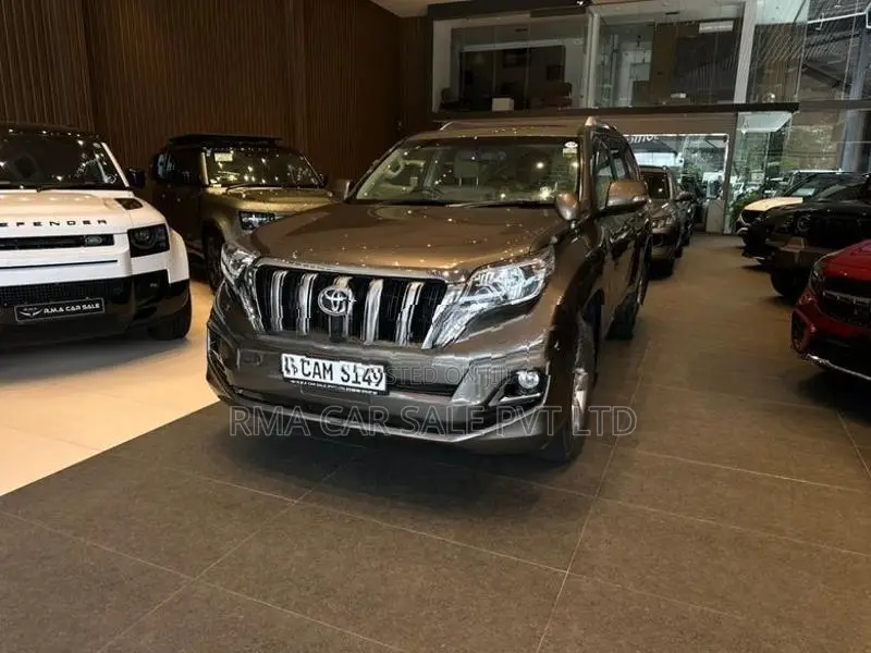 Toyota Land Cruiser Prado TX 150 5 frwrd 2015