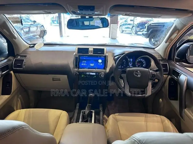 Toyota Land Cruiser Prado TX 150 5 frwrd 2015