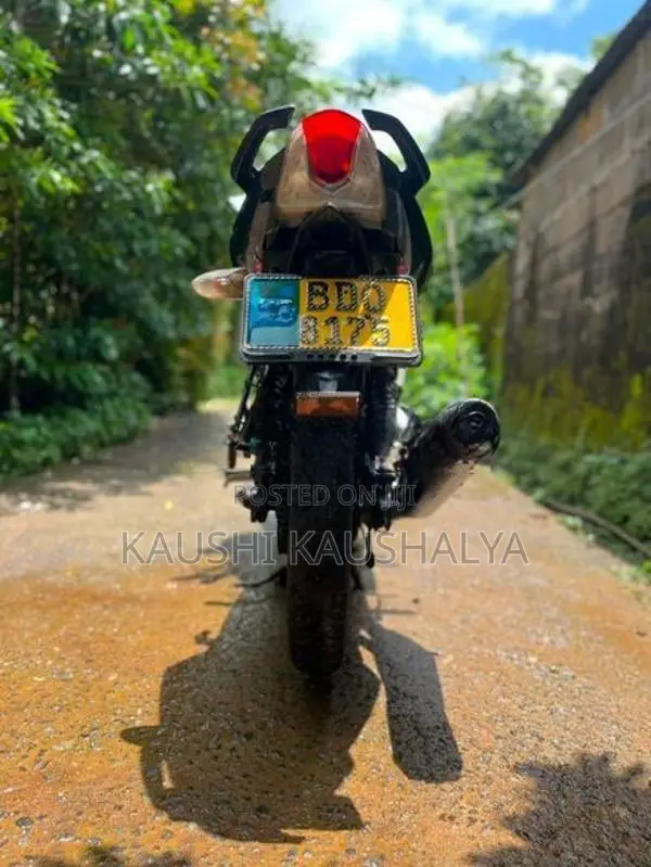 TVS Apache RTR 150 2015