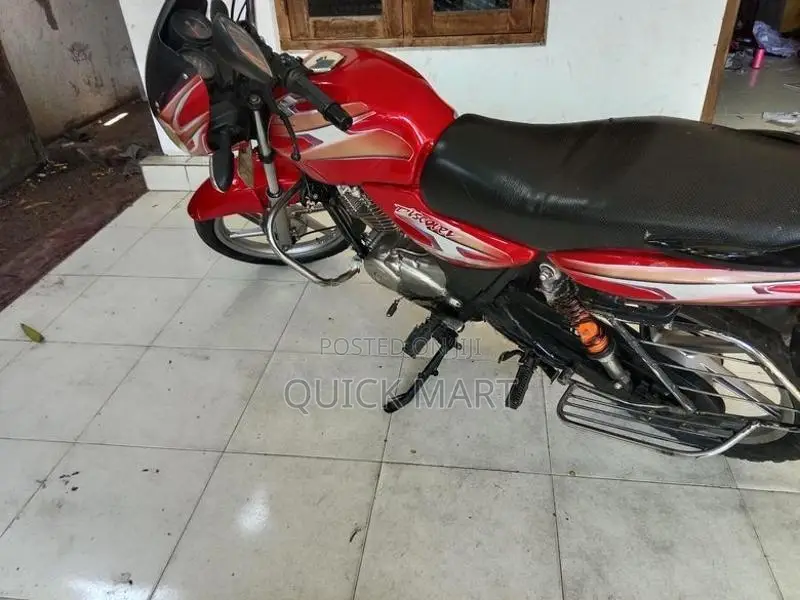 Bajaj Discover 125 2007