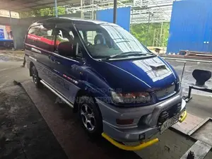 Mitsubishi Delica 1997