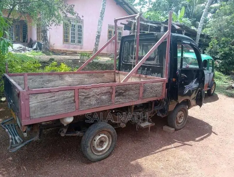 Mahindra Maxximo 2013