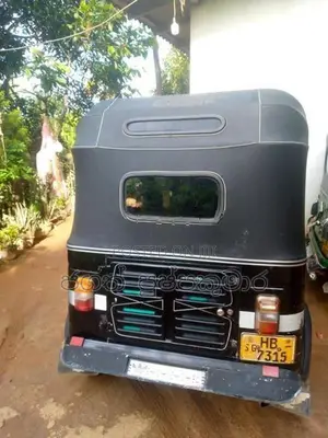 Bajaj RE 2003