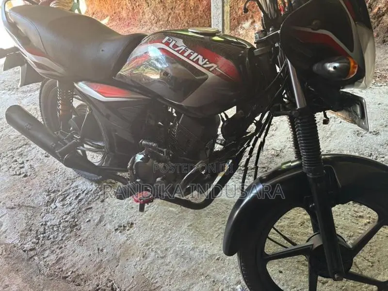 Bajaj Platina 100 2011