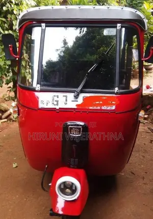 Bajaj RE 2001