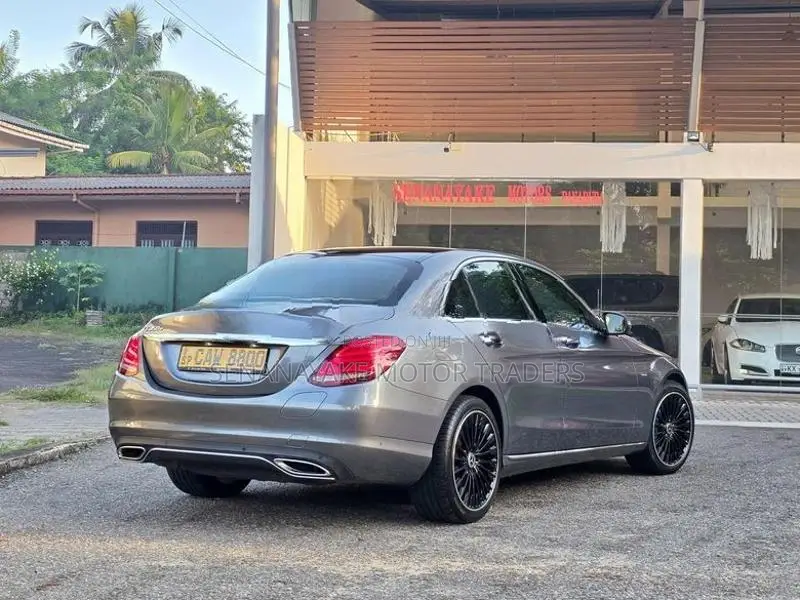 Mercedes Benz C350 e Exclusive Line 2016