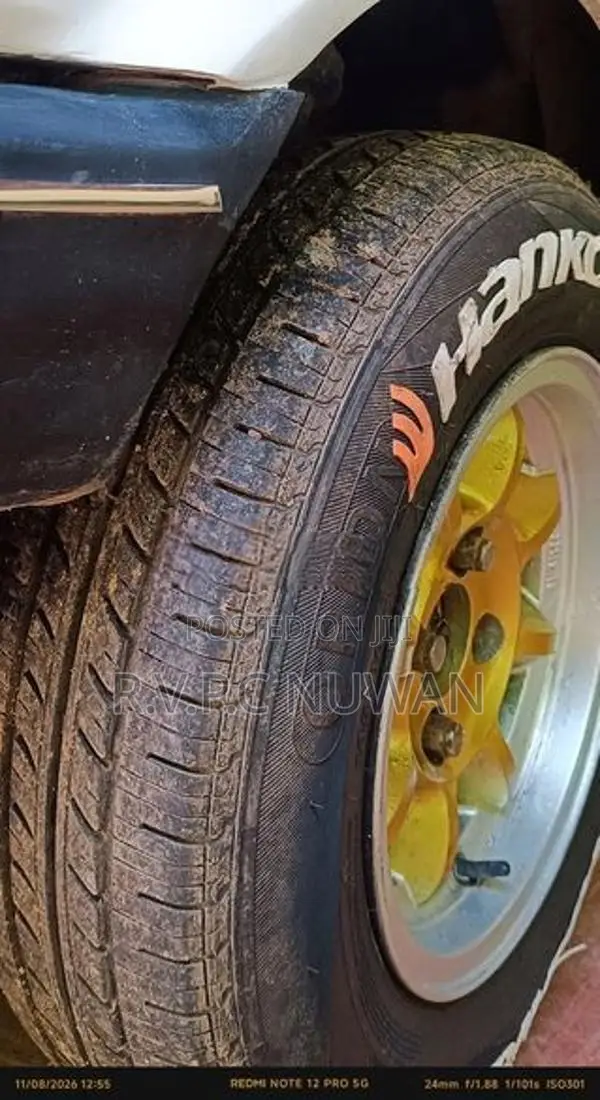 Mazda Familia 1987