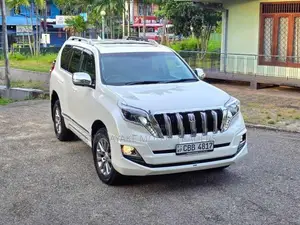 Toyota Land Cruiser Prado TX-L G Frontier 2017