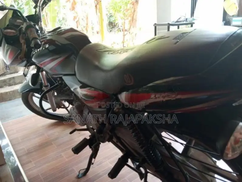 Bajaj Discover 125 2016