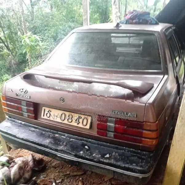 Hyundai Stellar 1989