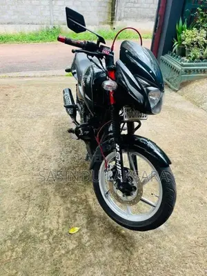 Bajaj Pulsar 150 2015