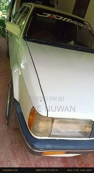 Mazda Familia 1987