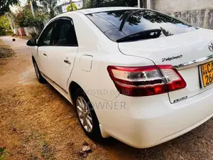 Toyota Premio G Superior 2016