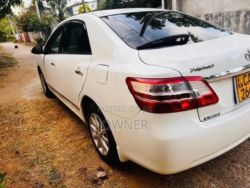 Toyota Premio G Superior 2016