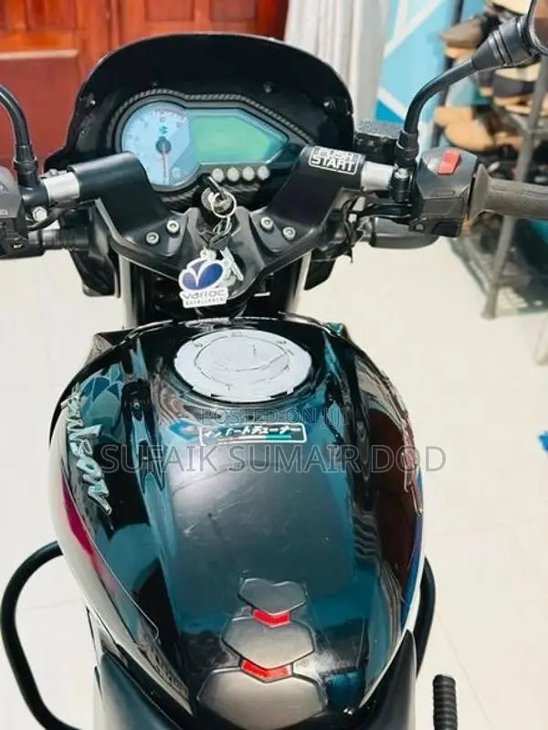 Bajaj Pulsar 150 Black 2017