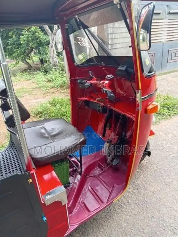 Bajaj RE 1998