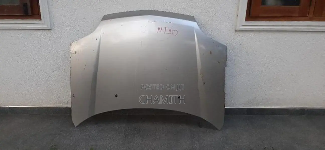 X-Trail NT30 Bonnet